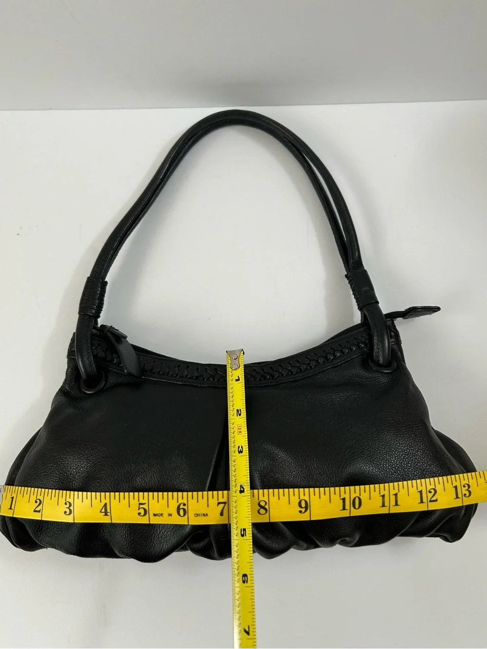 TOMBOY WiZ - Black Leather Shoulder Bag